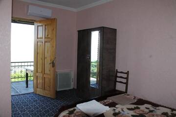 Фотографии Отели типа «постель и завтрак» Guest House Shota г. Сигнахи (Грузия) №4 Фото Отели типа «постель и завтрак» Guest House Shota г. Сигнахи 4
