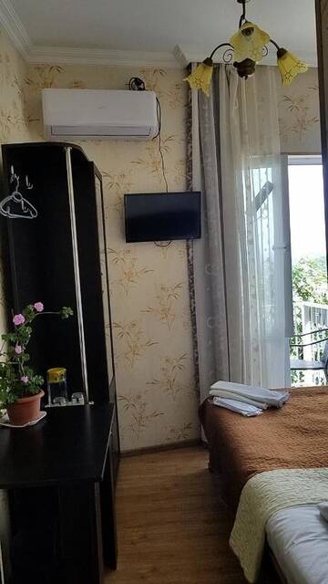 Фото номера Двухместный номер Делюкс с 1 кроватью и балконом Гостевой дом Guest House Maria г. Сигнахи 9