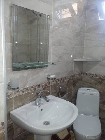Фото номера Двухместный номер Делюкс с 1 кроватью и балконом Гостевой дом Guest House Maria г. Сигнахи 12
