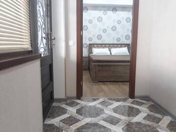 Фото номера Роскошный трехместный номер Гостевой дом Guesthouse Fatima г. Сигнахи 7