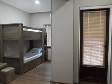 Фото номера Роскошный четырехместный номер Гостевой дом Guesthouse Fatima г. Сигнахи 5