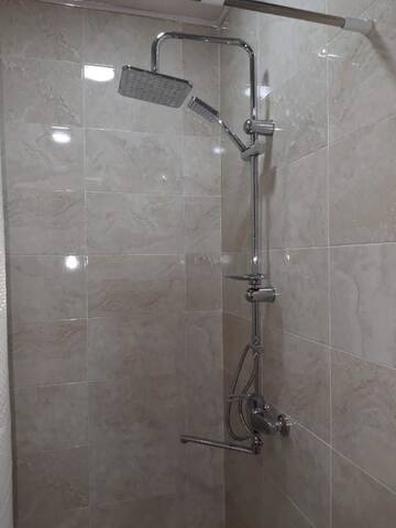 Фото номера Роскошный четырехместный номер Гостевой дом Guesthouse Fatima г. Сигнахи 3