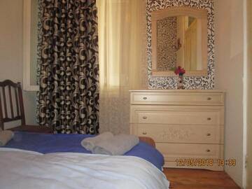 Фото номера Небольшой двухместный номер с 1 кроватью Гостевой дом Cherqe Guest House г. Сигнахи 2
