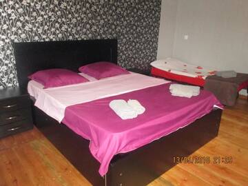 Фото номера Бюджетный двухместный номер с 1 кроватью Гостевой дом Cherqe Guest House г. Сигнахи 5