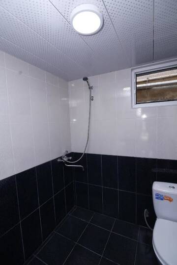 Фото номера Семейный номер с общей ванной комнатой Гостевой дом Guest House Alazani Valley г. Сигнахи 9