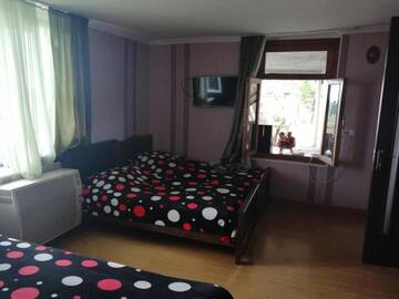 Фото номера Семейный номер с общей ванной комнатой Гостевой дом Guest House Alazani Valley г. Сигнахи 4