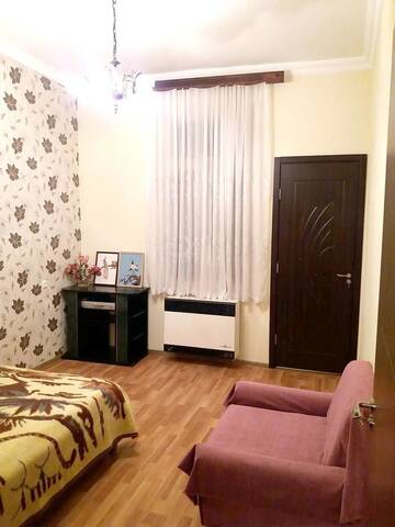 Фото номера Двухместный номер с 1 кроватью Гостевой дом Martinichi Guest House г. Сигнахи 4