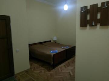 Фото номера Трехместный номер с основными удобствами Гостевой дом Guest House Vista г. Сигнахи 8