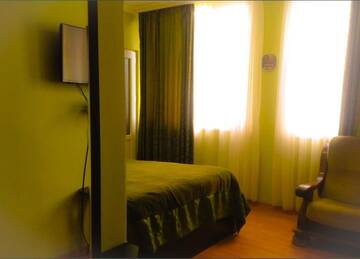 Фото номера Двухместный номер с 1 кроватью Гостевой дом Lelis Guest House г. Сигнахи 30