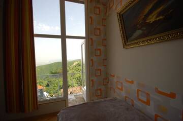 Фото номера Одноместный номер с балконом Гостевой дом Lelis Guest House г. Сигнахи 6