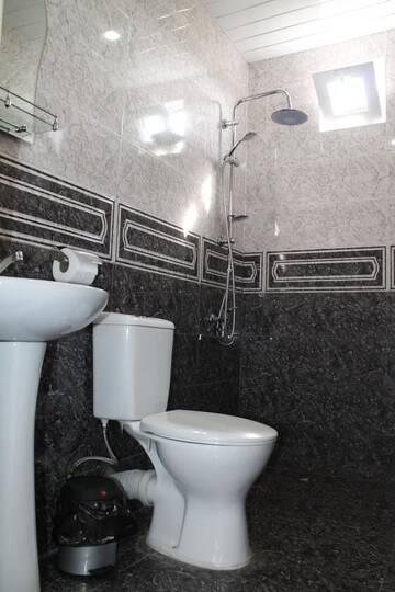 Фото номера Бюджетный двухместный номер с 1 кроватью Гостевой дом Guest House Staar г. Сигнахи 15