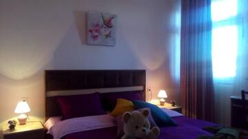 Фото номера Двухместный номер с 1 кроватью и балконом Гостевой дом Guesthouse 'Honeymoon' г. Сигнахи 5