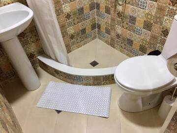 Фото номера Двухместный номер с 1 кроватью и балконом Гостевой дом Guest House Maradona г. Сигнахи 20