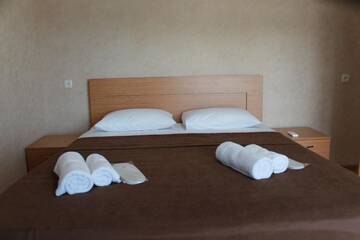 Фото номера Двухместный номер с 1 кроватью и балконом Гостевой дом Guest House Maradona г. Сигнахи 27