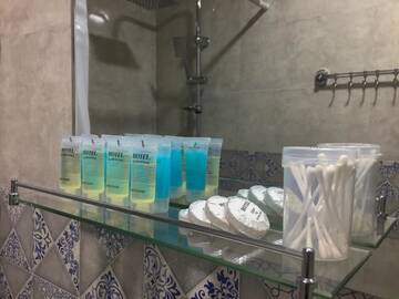 Фото номера Cемейный номер с собственной ванной комнатой Гостевой дом Guest House Maradona г. Сигнахи 8