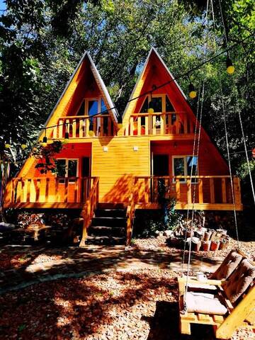 Фото номера Шале с одной спальней Шале Wood House г. Сигнахи 7