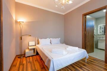 Фото номера Двухместный номер с 1 кроватью и видом на горы Мини-отель 4 Rooms Boutique Hotel г. Сигнахи 5